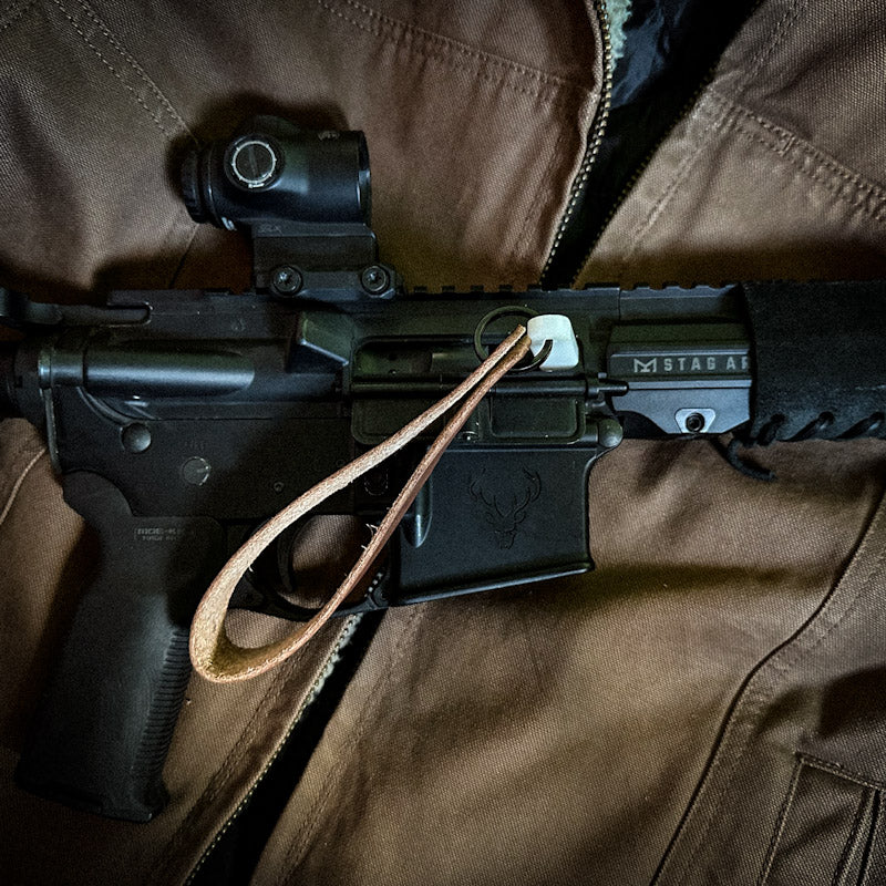 Fast-Draw Leather Chamber Flag